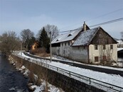 Prodej rodinného domu 5+2, 288 m2 + podkroví, zahrada, k rekonstrukci, cena 3790000 CZK / objekt, nabízí 