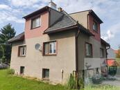 Prodej spoluvlastnického podílu 1/2 rodinného domu v Dubé. , cena 3200000 CZK / objekt, nabízí 