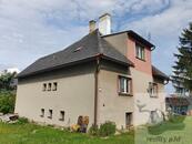 Prodej spoluvlastnického podílu 1/2 rodinného domu v Dubé. , cena 3200000 CZK / objekt, nabízí 